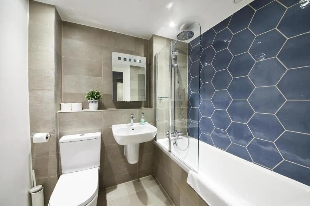 Greenwich Flat: O2, Cutty Sark, Maritime Museum, Thames Path Apartment London 0*,  United Kingdom